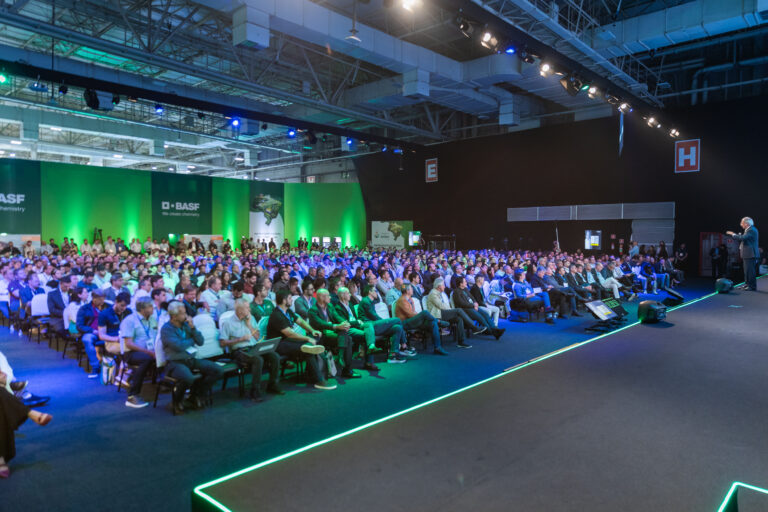 Congresso Andav 2025: especialistas debatem os impactos do tarifaço de Trump ao agro